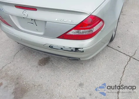 2003 Mercedes-Benz Sl 500 z USA, uszkodzony, nr VIN WDBSK75FX3F010947